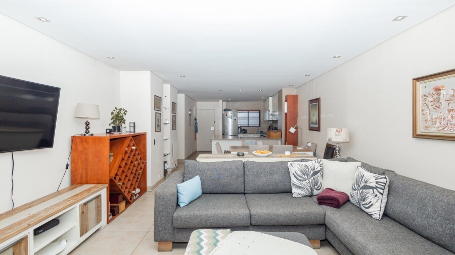 To Let 2 Bedroom Property for Rent in Table View Western Cape